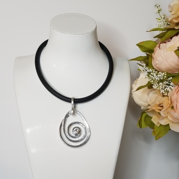 ✅ Jeff Lieb Teardrop Swirl Choker Necklace - Picture 1 of 7